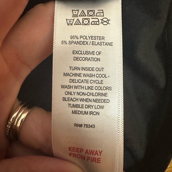 Cupcakes and Cashmere Long Hooded Pullover Velour Black Size Medium - Picture 5 of 7